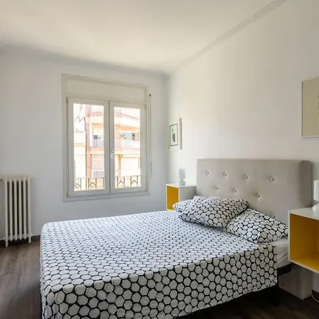 Centric And Spacious, Excellent For Families Apartment